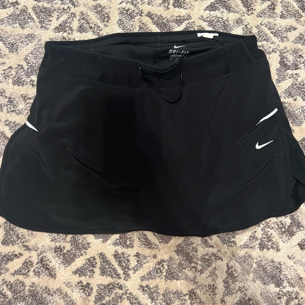 Nike golf skort - size medium